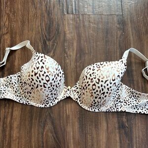 Victoria's Secret Brown and Cream Leopard rhinestones Underwire Bra